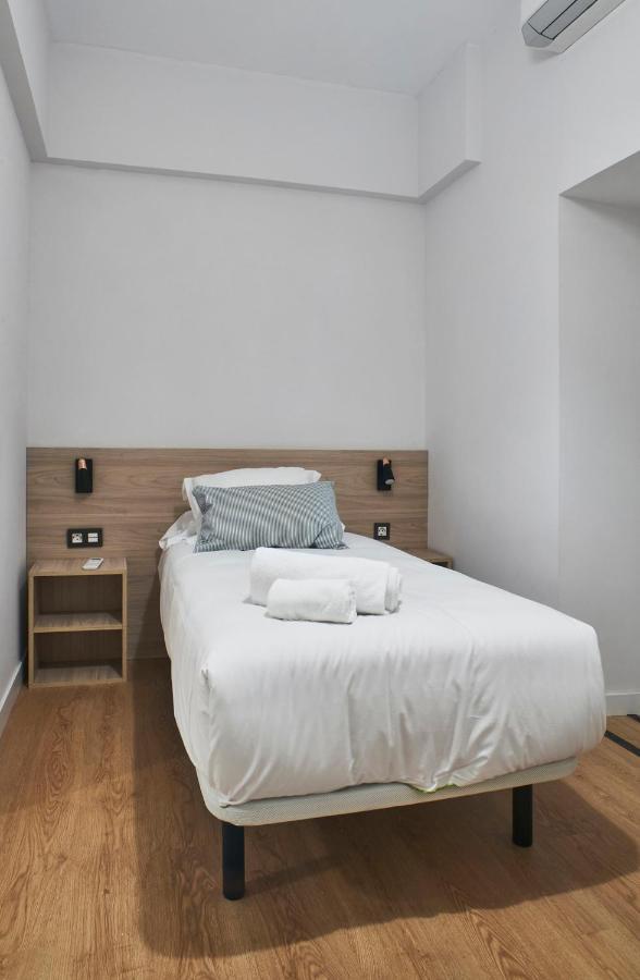Slow Suites Luchana Madrid Eksteriør bilde