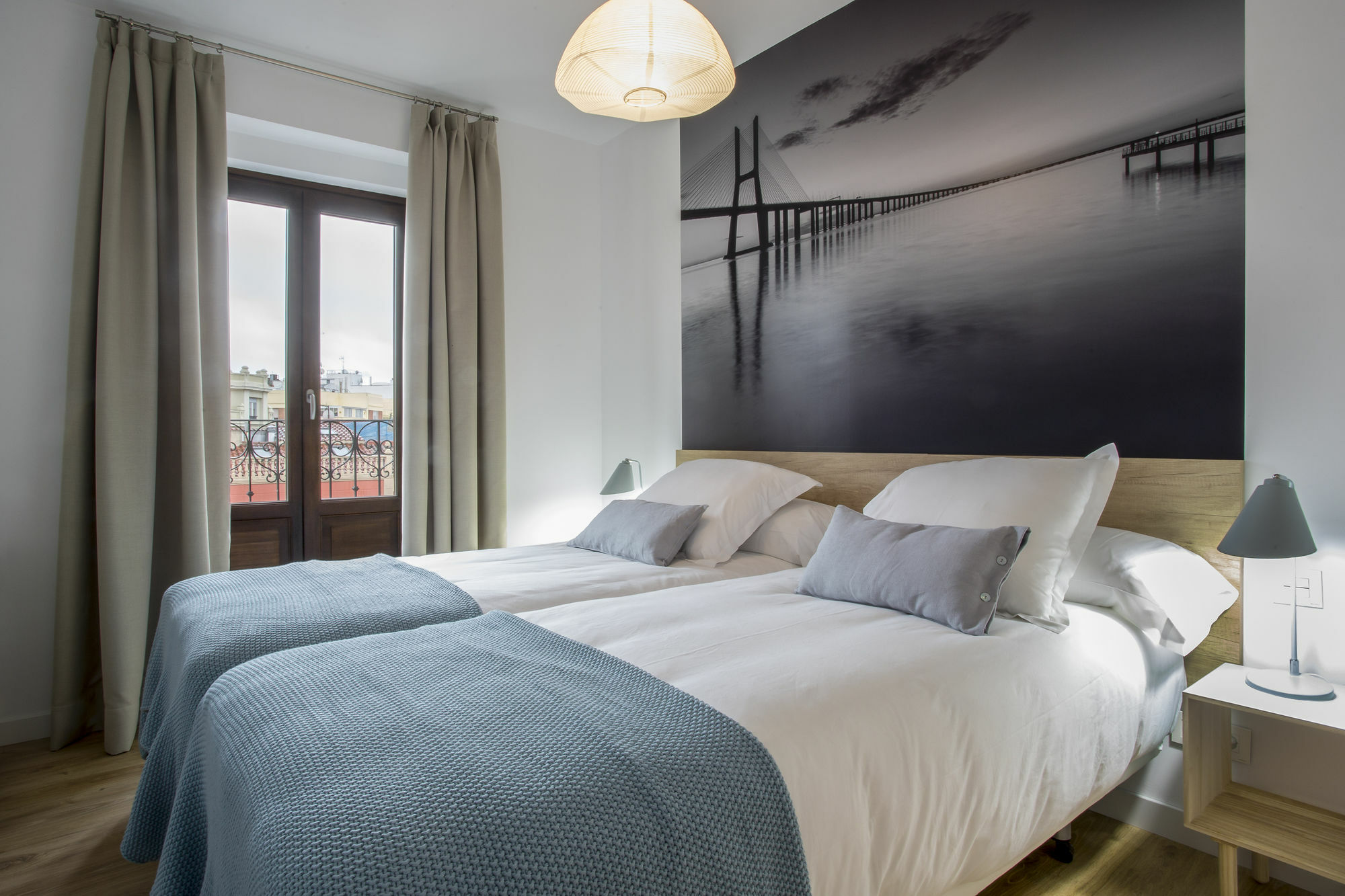Slow Suites Luchana Madrid Eksteriør bilde