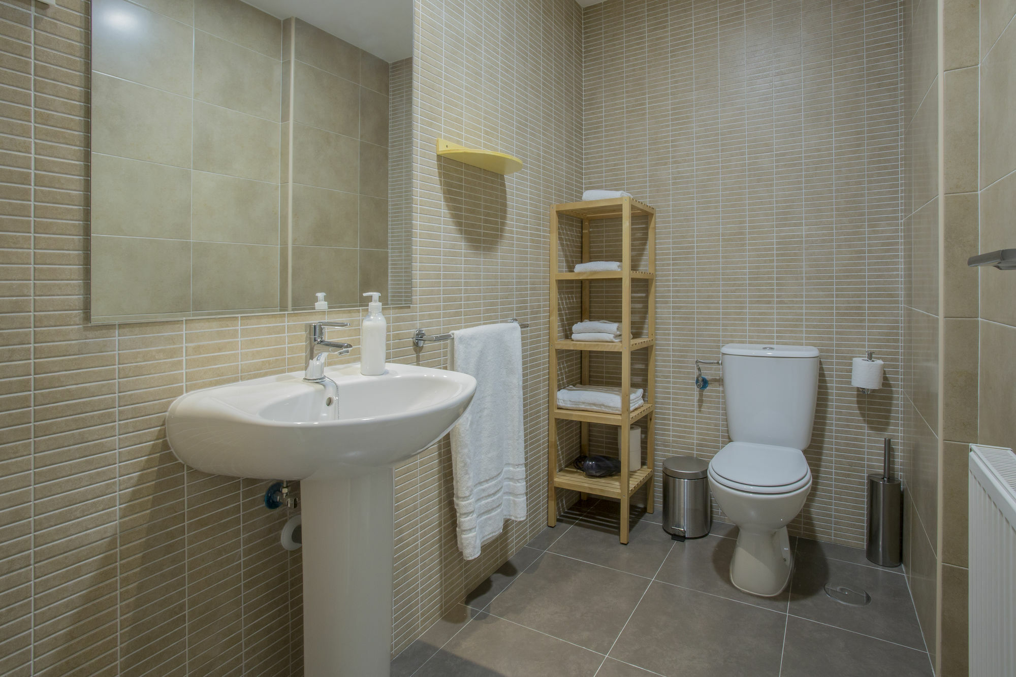 Slow Suites Luchana Madrid Eksteriør bilde
